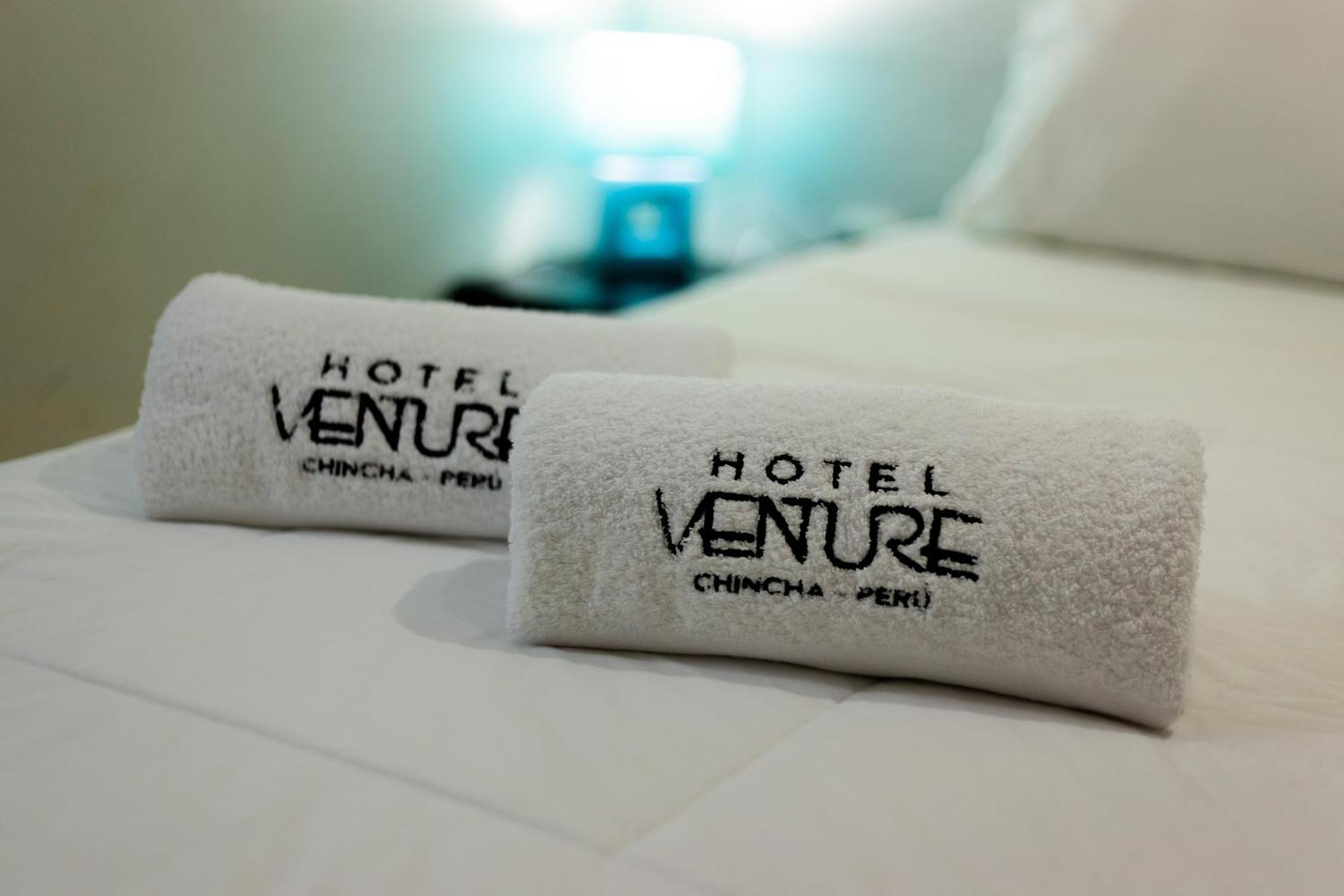 Hotel Venture Чинча Алта Екстериор снимка